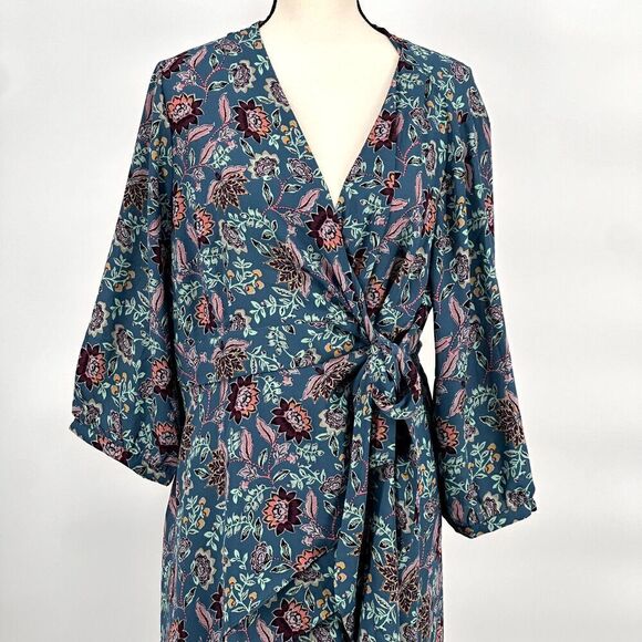 "Torrid Georgette Wrap Tunic Blouse Dress Size 1 - Chic Plus Size - Picture 4 of 16